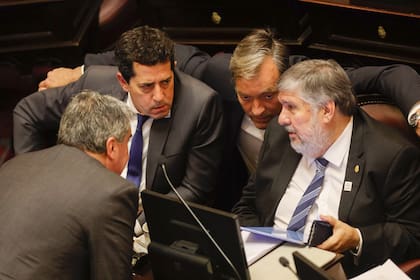 Wado de Pedro, Martín Soria y Jose Mayans