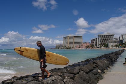 Hawaii apareció estos últimos días con opciones de vuelo a Honolulu para enero a partir de los $85.626 flexible y con valijas desde Buenos Aires, en verano.