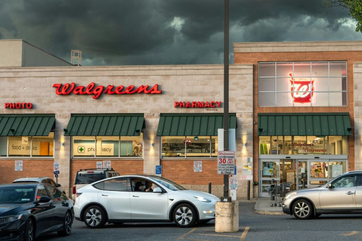 Walgreens fue una de las primeras farmacias en asociarse con el gobierno de EE.UU. para distribuir vacunas contra el COVID-19