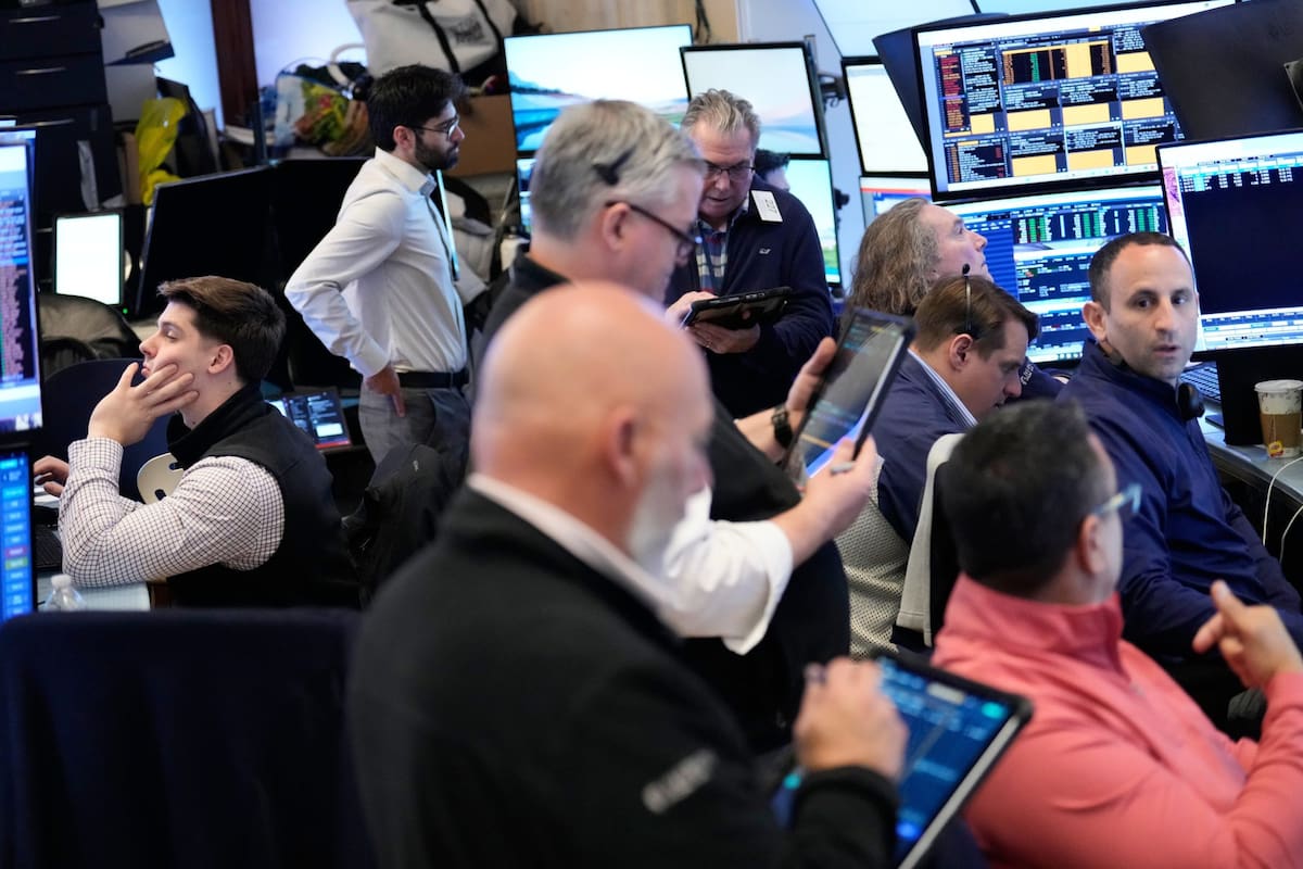 Wall Street abre este jueves y opera con volatilidad, con la guerra de Medio Oriente en el foco de la escena