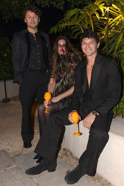 Wally Diamante, Mía Flores Pirán y Facundo Garayalde