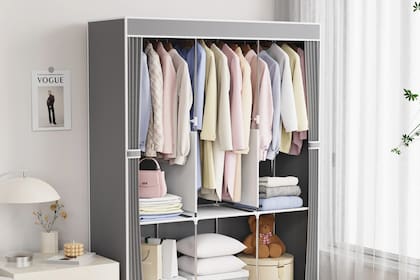 Walmart está vendiendo armarios con un 70% de descuento. El precio habitual del mueble es de 130 dólares, pero en la web de la tienda se puede comprar por solo 40 dólares. (Walmart)