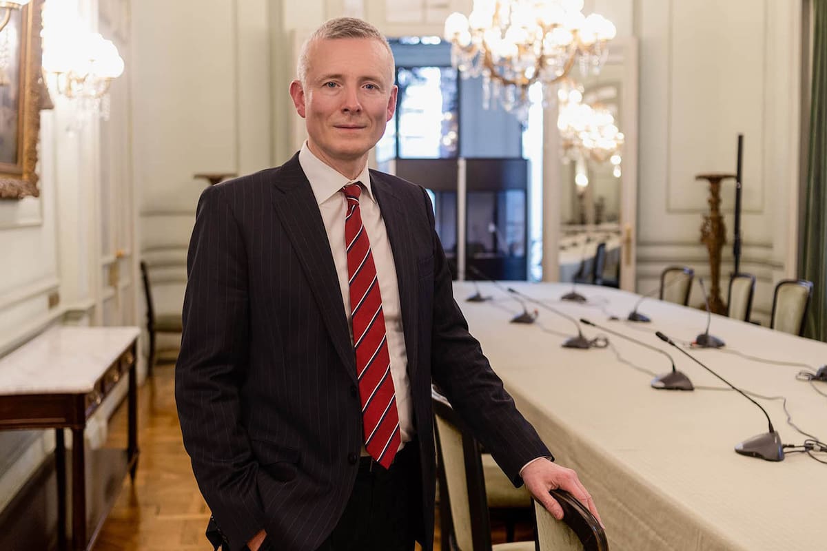 Walter Kerr, el intérprete de presidentes argentinos desde 1997