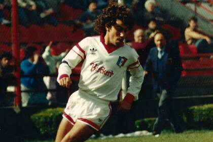 Walter Parodi, con la camiseta de Deportivo Español, el club en el que dejó un magnífico recuerdo