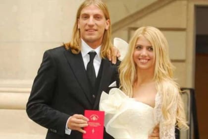 "Wanda llegó con unas zapatillas que estaban rotas y yo le fui enseñando", recordó Maxi López