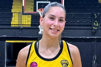 Wanda López, jugadora del Club Atlético Obras Sanitaria, murió tras ser arrollada por un tren en las vías de la línea Roca