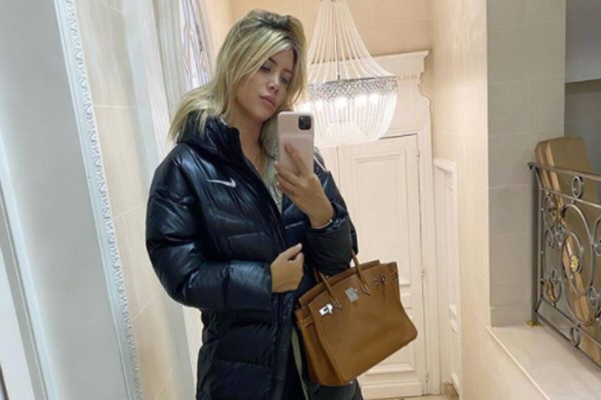 Wanda Nara en su casa de París donde tiene una lámpara de pie con forma de rifle. El objeto apareció en una de las historias que la modelo publica en IG. A pesar del posible mensaje ambiguo, la lámpara es una declaración en contra de las armas de fuego