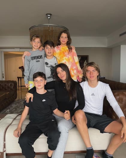 Wanda Nara evidenció su felicidad de tener a sus cinco hijos en casa (Foto: Instagram @wanda_nara)