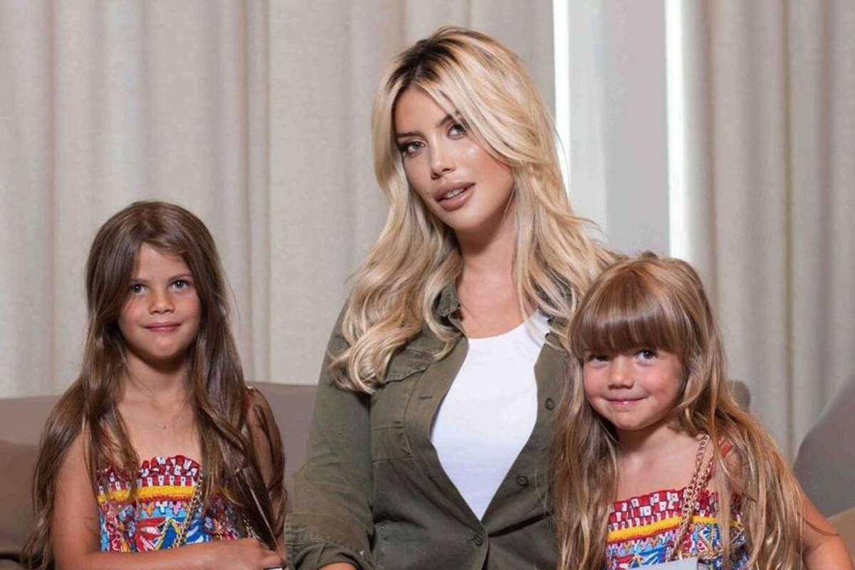 Wanda Nara junto a sus dos hijas Francesca e Isabella, fruto de su relación con Mauro Icardi