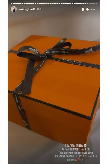 Wanda Nara mostró el costoso regalo que le hizo Mauro Icardi para Navidad: una cartera Hermés Mini Kelly