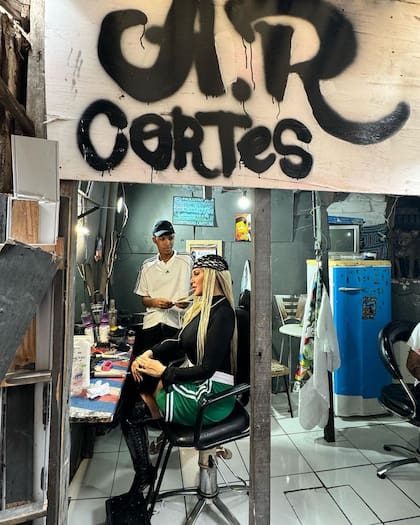 Wanda Nara sorprendió con un nuevo look (Foto: Instagram @wanda_nara)