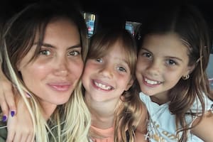 Wanda Nara viajó con sus hijas a Rosario y se reunió con la familia de Mauro Icardi