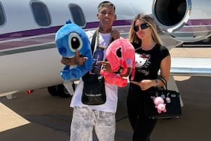 Wanda Nara y L-Gante viajaron en un avión privado y le enviaron un guiño a Mauro Icardi y la China Suárez