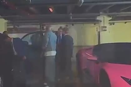 Wanda Nara y Mauro Icardi juntos a la salida del Tribunal italiano (Foto: Captura de video / América TV)