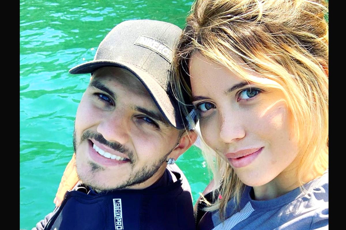 Wanda Nara y Mauro Icardi paseando en moto de agua por el lago de Como
