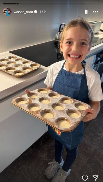 Wanda se mostró cocinando con su hija Isabella (Instagram: @wanda_nara)
