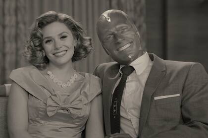 WandaVision explora la última frontera del universo Marvel: las sitcoms