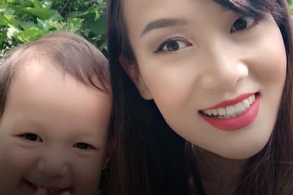 Wang se transformó en madre soltera mientras atravesaba problemas económicos