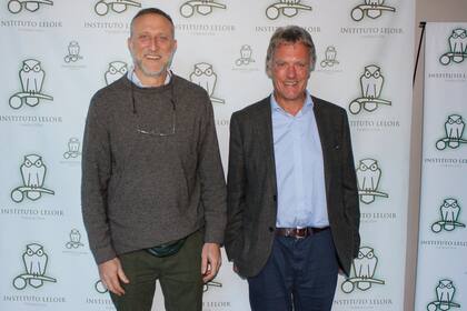 Wappner (a la izquierda) y Ratcliffe, durante una visita que este año realizó al país el hoy galardonado con el Premio Nbbel de Fisiología o Medicina