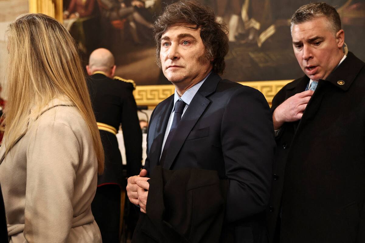 WASHINGTON, DC - JANUARY 20: President of Argentina Javier Milei departs inauguration ceremonies in the Rotunda of the U.S. Capitol on January 20, 2025 in Washington, DC. Donald Trump takes office for his second term as the 47th president of the United States. Chip Somodevilla/Getty Images/AFP (Photo by CHIP SOMODEVILLA / GETTY IMAGES NORTH AMERICA / Getty Images via AFP)