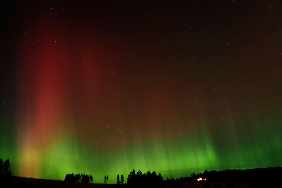 Washington, Idaho, Montana y Michigan son algunos de los estados donde podrían avistarse las auroras boreales entre las 19 y 22 hs (EST) de este jueves y viernes 7 y 8 de noviembre, respectivamente
