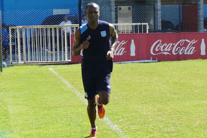 Wason Rentería en su primera práctica con la Academia