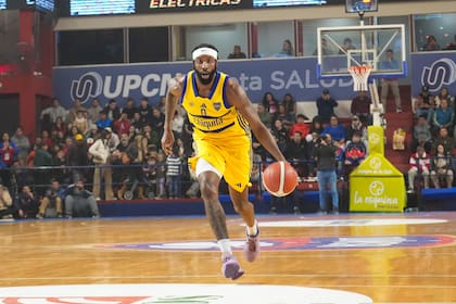 Wayne Langston consiguió un doble importante en el alargue y concluyó con 13 puntos para Boca en la gran victoria en el estadio Ciudad