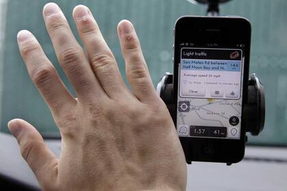 Waze, la aplicación que ofrece el estado del tránsito en base a los aportes realizados por los usuarios, fue adquirida por Google en 1000 millones de dólares