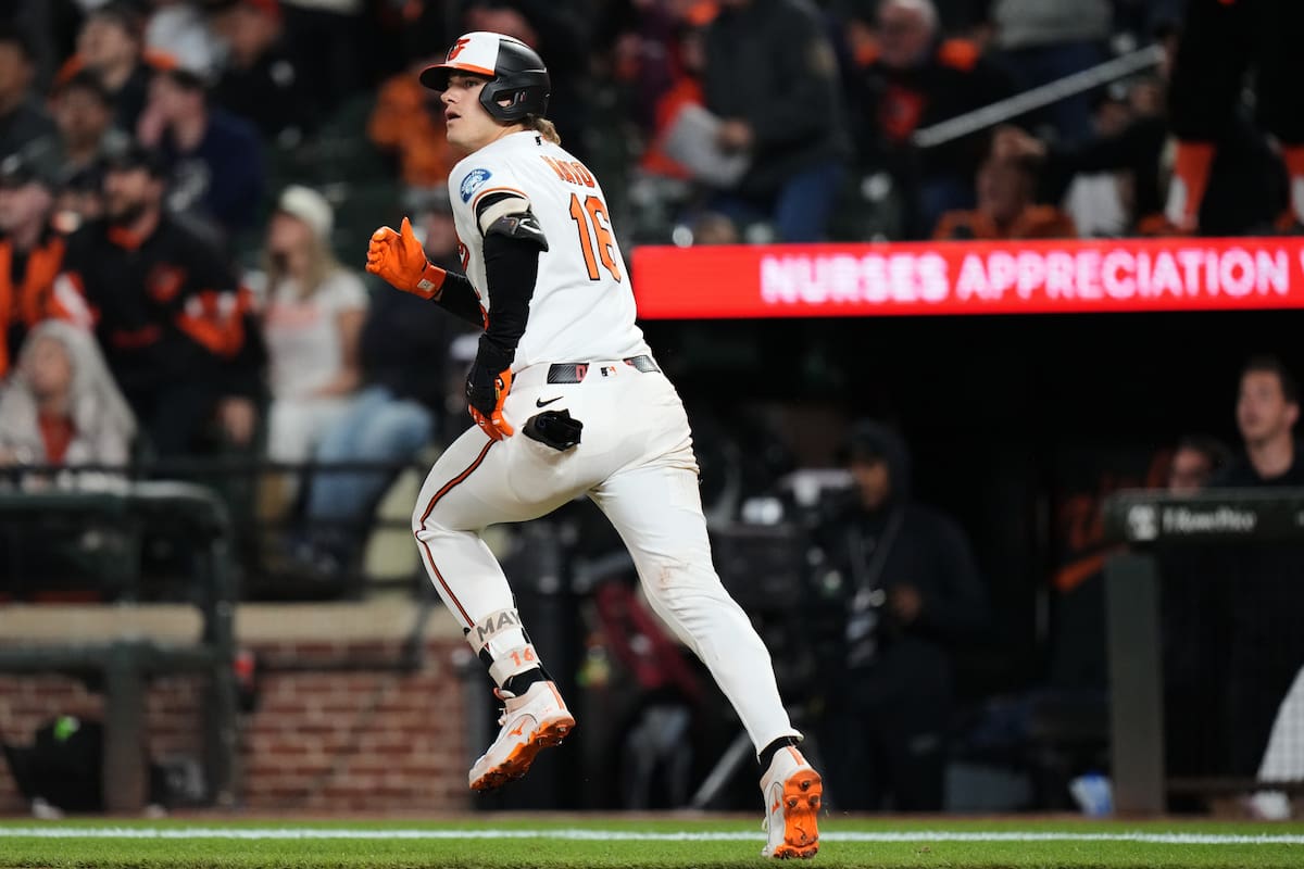 Weathers coquetea con sin hits pero Orioles ganan 3 a 2 a Yankees con jonrón de 3 carreras de Mayo