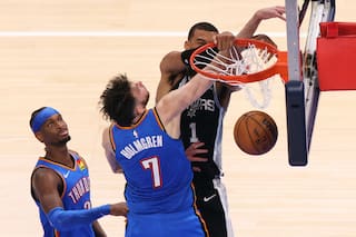 Wembanyama explota con 41 puntos y 24 rebotes y los Spurs superan al Thunder en doble prórroga