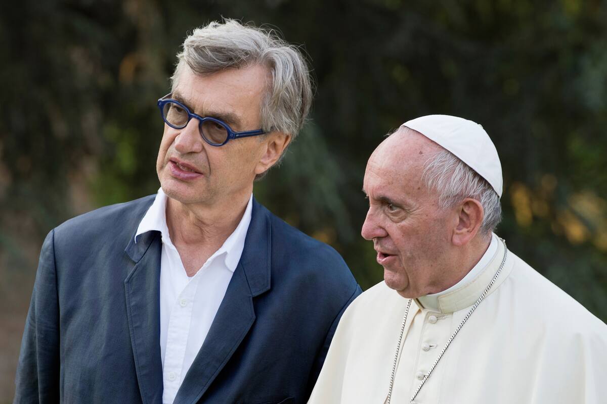Wenders con el Papa Francisco, sobre quien presentó hace unos meses un documental