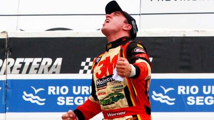 Werner, exultante en el podio de Toay