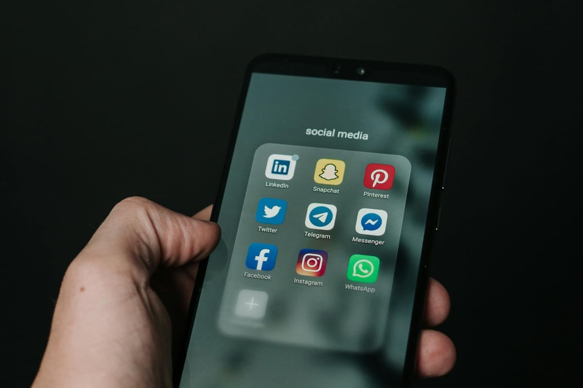 WhatsApp ahora permite usar la IA en su interfaz (Foto ilustrativa: PEXELS)