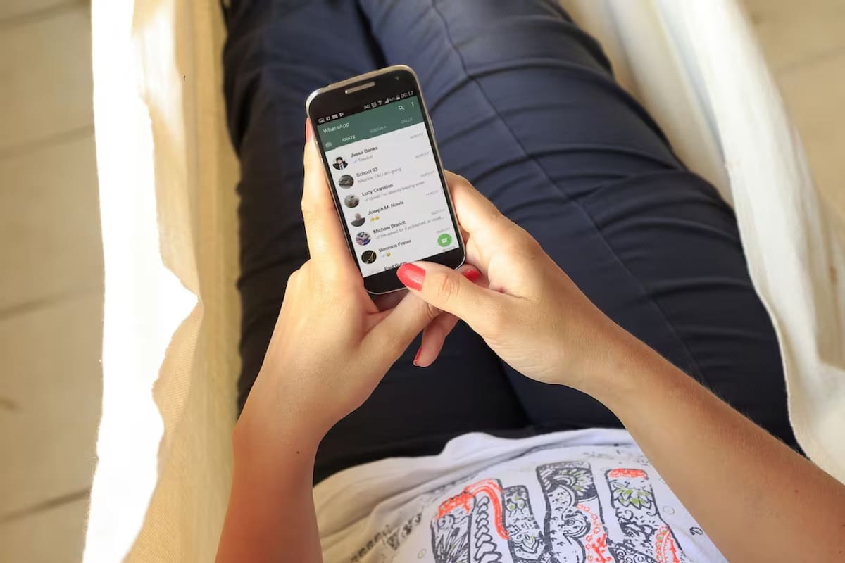 WhatsApp lanzó una función que permite ver mensajes previos si sos nuevo en un grupo