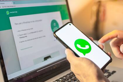 WhatsApp permitirá chatear con la app