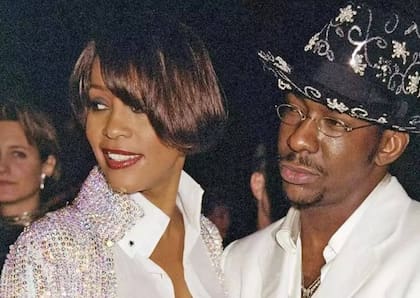 Whitney Houston se divorció de Bobby Brown en 2007