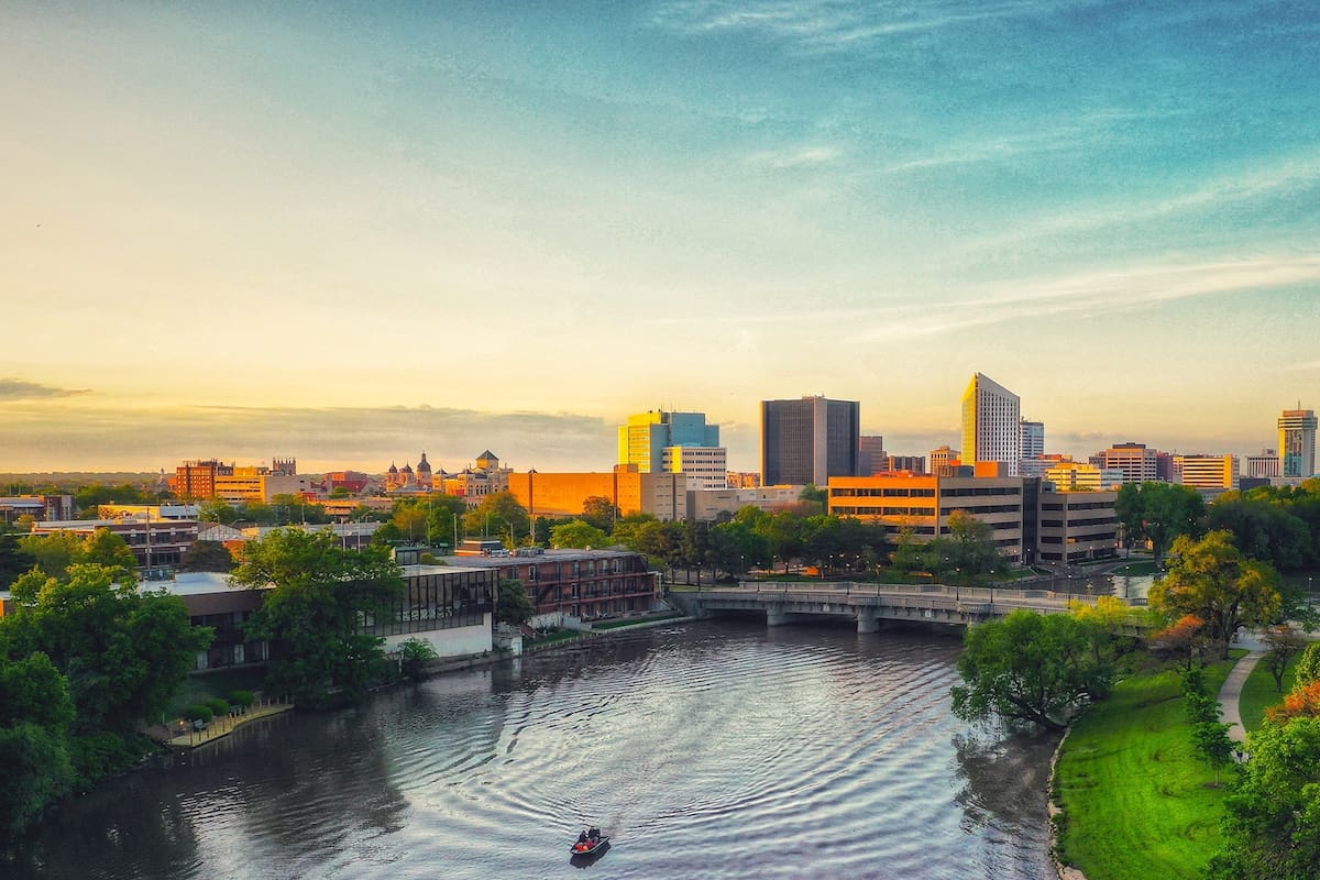 Wichita, la ciudad más poblada de Kansas, el estado que actualmente quiere atraer a antiguos residentes para que vuelvan (Archivo)