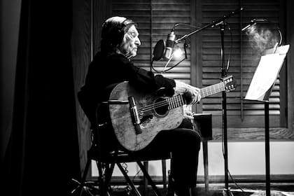 Willie Nelson en su estudio en Pedernales, en marzo. Ese día grabó casi todo un disco de gospel