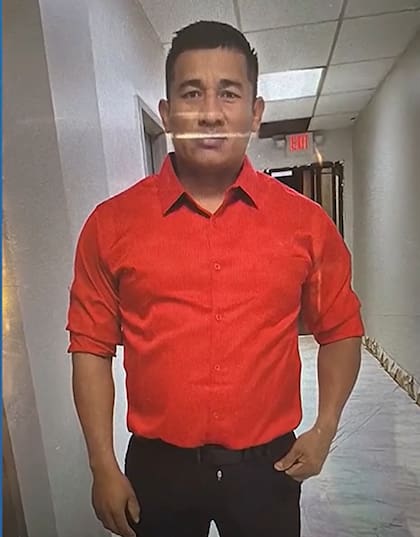 Wilson Velásquez Cruz, de 38 años, fue detenido por el ICE cuando salía de una ceremonia religiosa, en Georgia