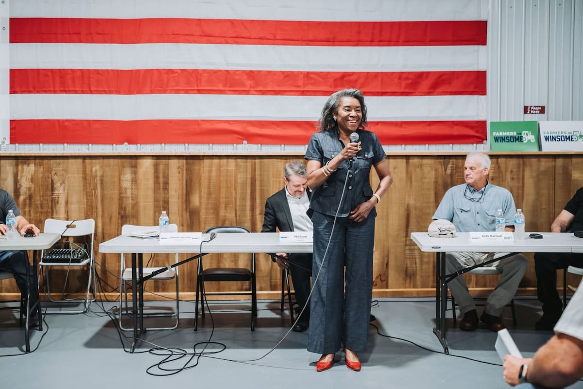 Winsome Earle- Sears, la republicana migrante que cuenta con el apoyo de Donald Trump para llegar a la gobernación