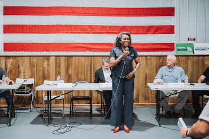 Winsome Earle- Sears, la republicana migrante que cuenta con el apoyo de Donald Trump para llegar a la gobernación