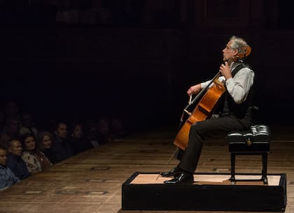 Wispelwey interpretó anoche las seis suites para chelo de Bach con su su violonchelo Guadagnini de 1760, con cuerdas metálicas