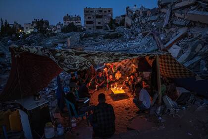 World Press Photo.
Grupo de niños palestinos reunidos en Gaza durante el alto el fuego entre Hamás e Israel el 25 de mayo de 2021.
FATIMA SHBAIR (GETTY IMAGES)