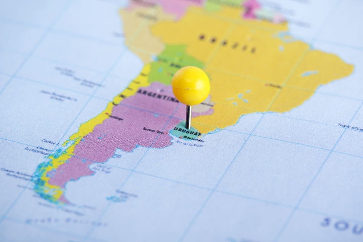 Worldle es un sitio para probar nuestros conocimientos de geografía e identificar países según su forma