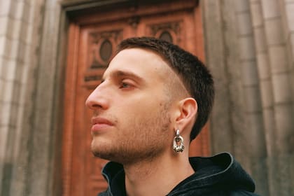 Wos, en una de las imágenes de su nuevo vídeo, del tema "Morfeo"