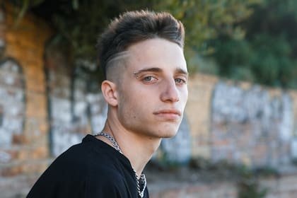 Wos estrenó el EP Tres puntos suspensivos. También llegaron nueva música y nuevos videos de Lady Gaga, Green Day, Fito Páez, Lali y Aterciopelados