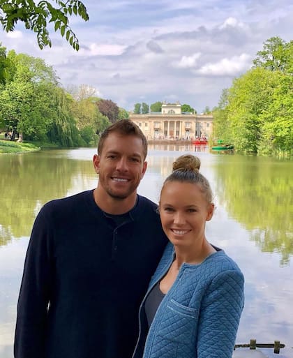 La pareja se conoció en 2015 pero recién en 2017 oficializaron su relación. A fin de ese año, la tenista anunció su compromiso:"El día más feliz de mi vida fue ayer cuando le dije sí a mi alma gemela".