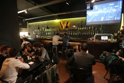 Wunderbar comenzó con la idea de mezclar la cerveza tirada con platos elaborados
