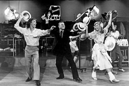 Xanadu, el musical con musas griegas, patines y Gene Kelly que fue uno de los grandes fracasos de los 80