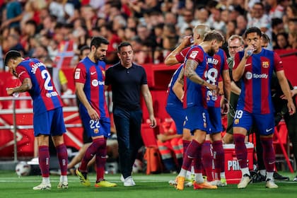 Xavi ganó dos títulos como técnico de Barcelona y no volvió a dirigir tras su despido del conjunto catalán, a mediados de 2024